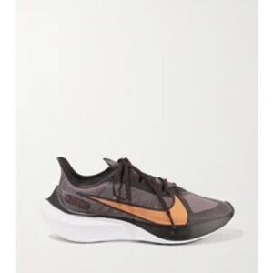 NIKE Zoom Gravity ripstop sneakers
